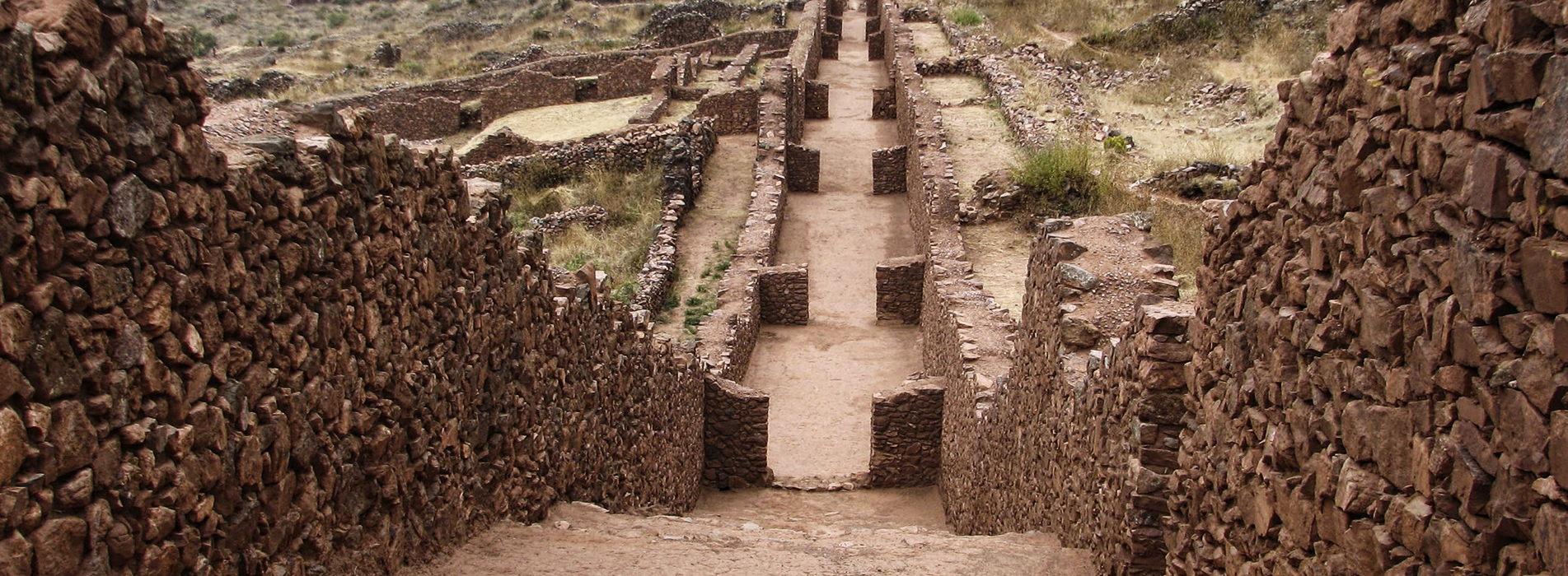 Valle sur tipon pikillaqta